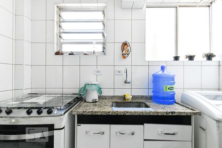 Apartamento à venda com 68m², 2 quartos e sem vagaCozinha