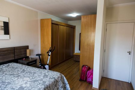 Casa à venda com 315m², 4 quartos e 3 vagas Casa à venda com 315m², 4 quartos e 3 vagasSuíte 3