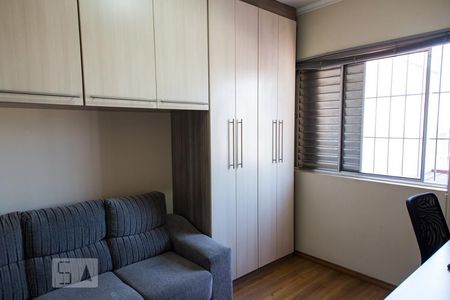Casa à venda com 315m², 4 quartos e 3 vagas Casa à venda com 315m², 4 quartos e 3 vagasQuarto