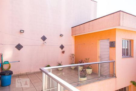 Casa à venda com 315m², 4 quartos e 3 vagas Casa à venda com 315m², 4 quartos e 3 vagasQuintal 1