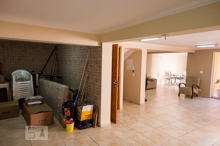 Casa à venda com 315m², 4 quartos e 3 vagas Casa à venda com 315m², 4 quartos e 3 vagasSalão