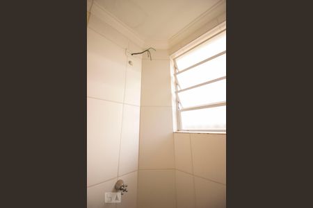 Apartamento para alugar com 64m², 2 quartos e 1 vagaDetalhe do banheiro