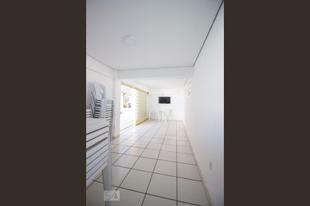 Apartamento para alugar com 64m², 2 quartos e 1 vagaÁrea comum - Salão de festas