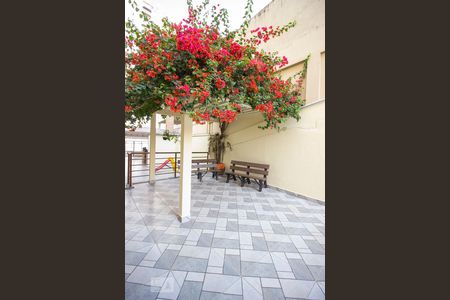 Apartamento para alugar com 64m², 2 quartos e 1 vagaÁrea comum