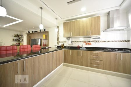 Casa à venda com 260m², 7 quartos e 4 vagasCozinha americana