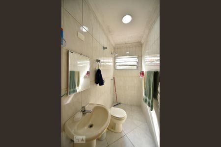 Casa à venda com 260m², 7 quartos e 4 vagasBanheiro 3