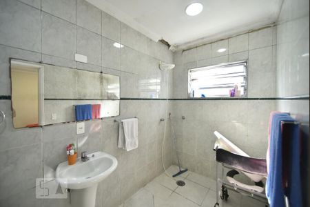 Casa à venda com 260m², 7 quartos e 4 vagasBanheiro da suite