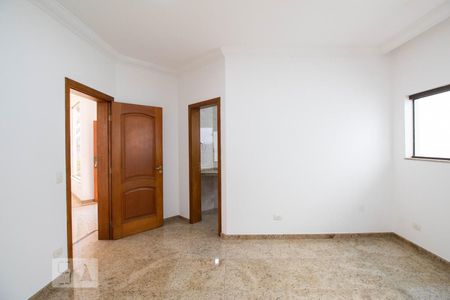 Casa à venda com 534m², 5 quartos e 8 vagas Casa à venda com 534m², 5 quartos e 8 vagasSuíte 1