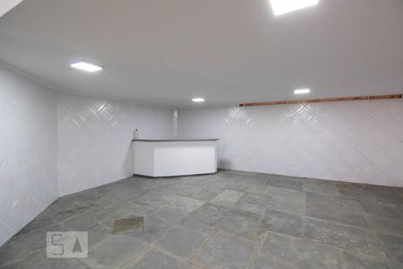 Casa à venda com 534m², 5 quartos e 8 vagas Casa à venda com 534m², 5 quartos e 8 vagasGaragem