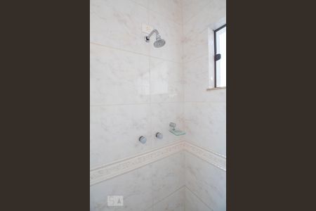 Casa à venda com 534m², 5 quartos e 8 vagas Casa à venda com 534m², 5 quartos e 8 vagasBanheiro da suíte 5