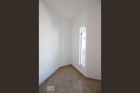 Casa à venda com 534m², 5 quartos e 8 vagas Casa à venda com 534m², 5 quartos e 8 vagasBanheiro da suíte 5 - closet