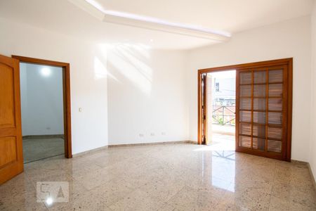 Casa à venda com 534m², 5 quartos e 8 vagas Casa à venda com 534m², 5 quartos e 8 vagasSuíte 3