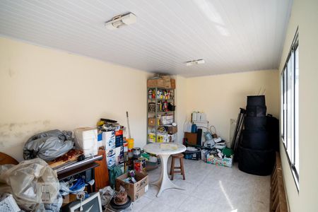 Casa à venda com 300m², 4 quartos e 4 vagas Casa à venda com 300m², 4 quartos e 4 vagasEdícula