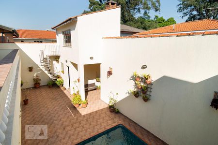 Casa à venda com 300m², 4 quartos e 4 vagas Casa à venda com 300m², 4 quartos e 4 vagasVaranda Quarto 4 - Suíte - Vista