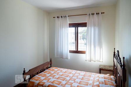 Casa à venda com 300m², 4 quartos e 4 vagas Casa à venda com 300m², 4 quartos e 4 vagasQuarto 1