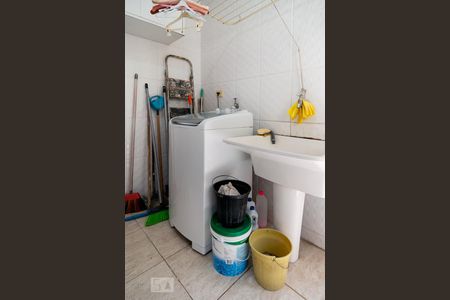 Casa à venda com 300m², 4 quartos e 4 vagas Casa à venda com 300m², 4 quartos e 4 vagasÁrea de Serviço