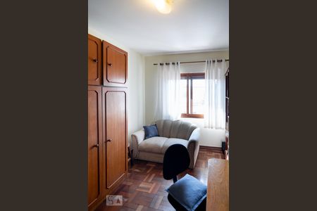 Casa à venda com 300m², 4 quartos e 4 vagas Casa à venda com 300m², 4 quartos e 4 vagasQuarto 3