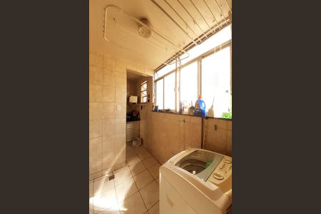 Apartamento à venda com 70m², 4 quartos e 1 vagaÁrea de Serviço