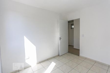 Quarto 1 de apartamento para alugar com 2 quartos, 55m² em Jardim Jaqueline, São Paulo