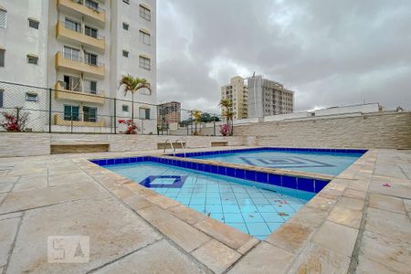 Apartamento para alugar com 100m², 3 quartos e 2 vagasÁrea comum - Piscina