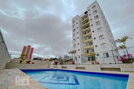 Apartamento para alugar com 100m², 3 quartos e 2 vagasÁrea comum - Piscina