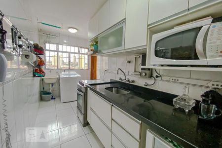 Apartamento para alugar com 100m², 3 quartos e 2 vagasCozinha