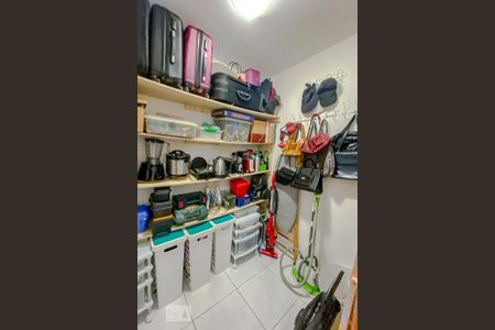 Apartamento para alugar com 100m², 3 quartos e 2 vagasQuarto de Serviço