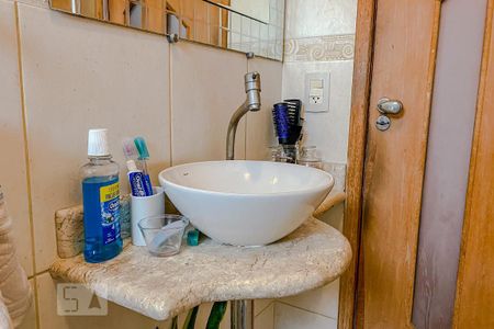 Apartamento para alugar com 100m², 3 quartos e 2 vagasDetalhe Banheiro