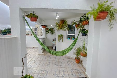 Apartamento para alugar com 100m², 3 quartos e 2 vagasTerraço