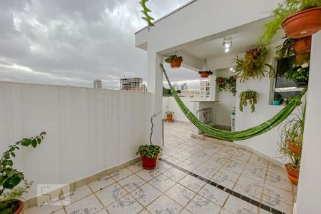 Apartamento para alugar com 100m², 3 quartos e 2 vagasTerraço