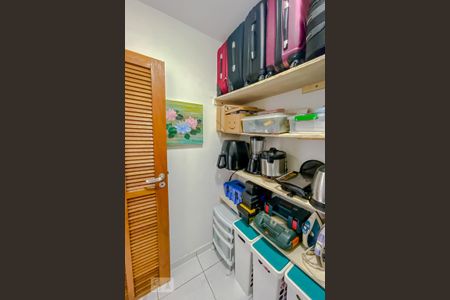 Apartamento para alugar com 100m², 3 quartos e 2 vagasQuarto de Serviço