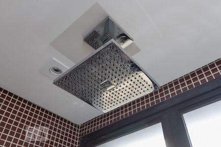 Apartamento à venda com 120m², 3 quartos e 2 vagas Apartamento à venda com 120m², 3 quartos e 2 vagasChuveiro