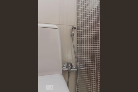 Apartamento à venda com 120m², 3 quartos e 2 vagas Apartamento à venda com 120m², 3 quartos e 2 vagasBanheiro suíte