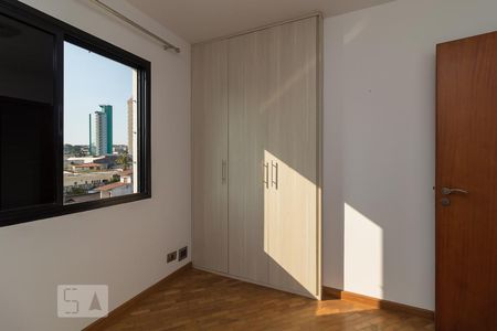 Apartamento à venda com 120m², 3 quartos e 2 vagas Apartamento à venda com 120m², 3 quartos e 2 vagasQuarto 2