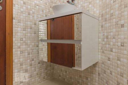 Apartamento à venda com 120m², 3 quartos e 2 vagas Apartamento à venda com 120m², 3 quartos e 2 vagasBanheiro