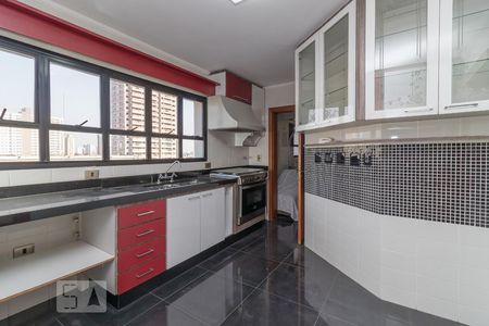Apartamento à venda com 120m², 3 quartos e 2 vagas Apartamento à venda com 120m², 3 quartos e 2 vagasCozinha