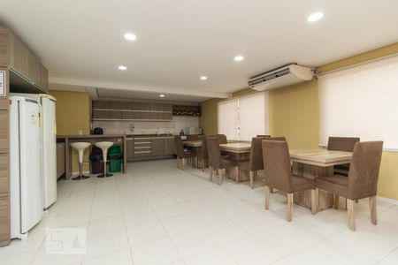 Apartamento à venda com 55m², 2 quartos e 1 vaga Apartamento à venda com 55m², 2 quartos e 1 vagaÁrea Comum - Salão de Festa