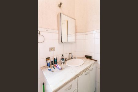 Casa à venda com 250m², 4 quartos e 2 vagasBanheiro Social