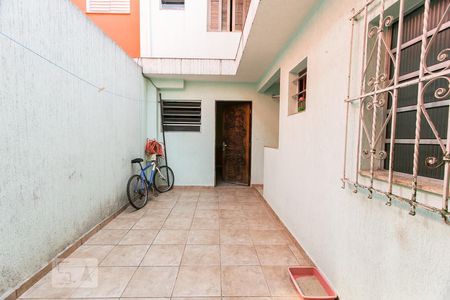 Casa à venda com 250m², 4 quartos e 2 vagasQuintal