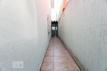 Casa à venda com 250m², 4 quartos e 2 vagasCorredor
