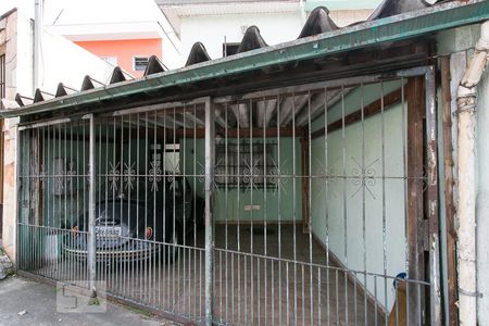 Casa à venda com 250m², 4 quartos e 2 vagasFachada