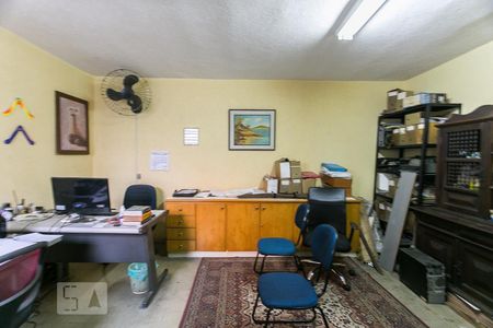 Casa à venda com 250m², 4 quartos e 2 vagasQuarto 4