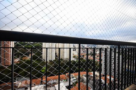 Apartamento à venda com 77m², 2 quartos e 2 vagasVaranda do quarto 1
