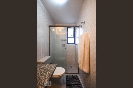 Apartamento à venda com 77m², 2 quartos e 2 vagasBanheiro suíte