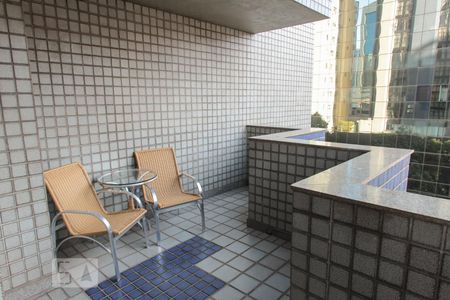 Apartamento para alugar com 48m², 1 quarto e sem vaga Apartamento para alugar com 48m², 1 quarto e sem vagaVaranda da Suíte