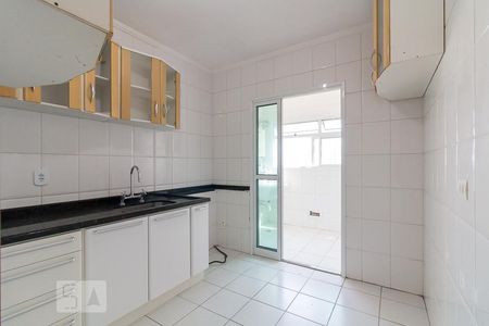 Apartamento à venda com 80m², 3 quartos e 2 vagasCozinha