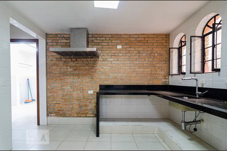 Casa à venda com 200m², 3 quartos e 2 vagas Casa à venda com 200m², 3 quartos e 2 vagasCozinha