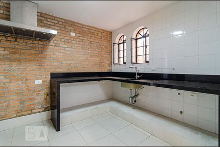 Casa à venda com 200m², 3 quartos e 2 vagas Casa à venda com 200m², 3 quartos e 2 vagasCozinha