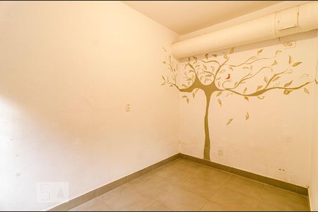 Casa à venda com 200m², 3 quartos e 2 vagas Casa à venda com 200m², 3 quartos e 2 vagasQuarto de serviço