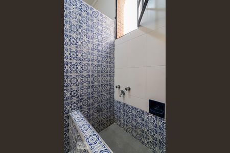 Casa à venda com 200m², 3 quartos e 2 vagas Casa à venda com 200m², 3 quartos e 2 vagasBanheira